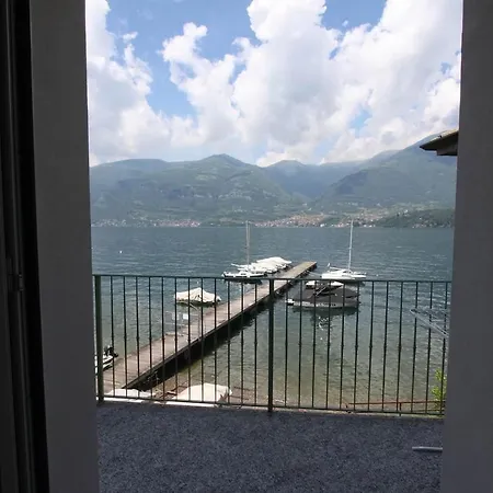 The Green House On The Lake Lezzeno